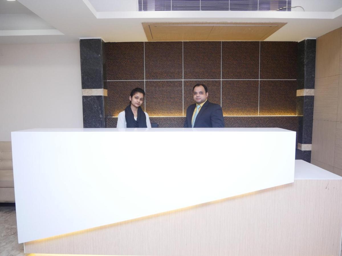 Variety Inn Patna  Eksteriør billede