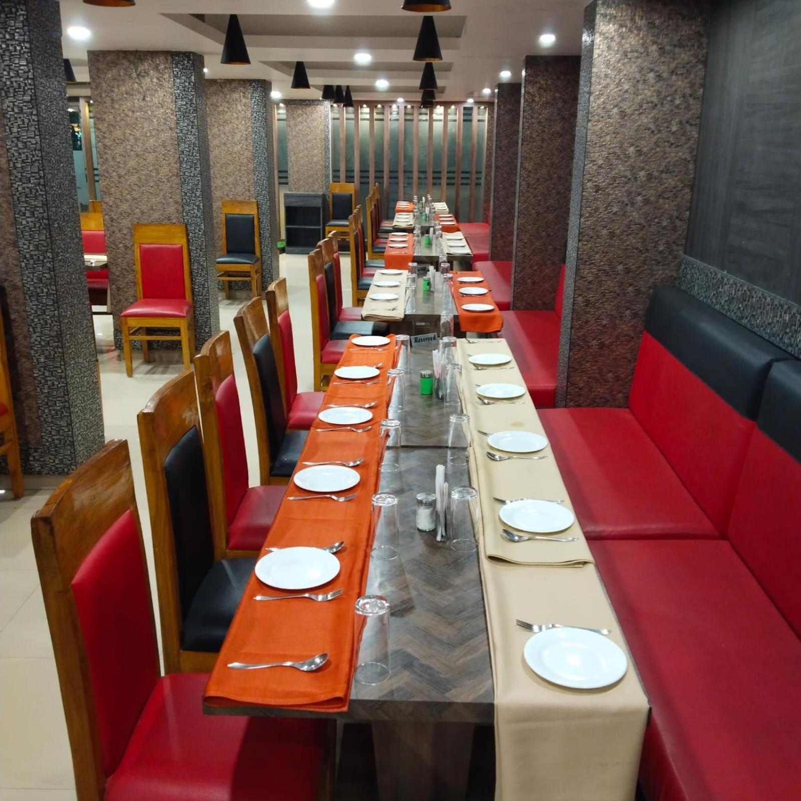 Variety Inn Patna  Eksteriør billede