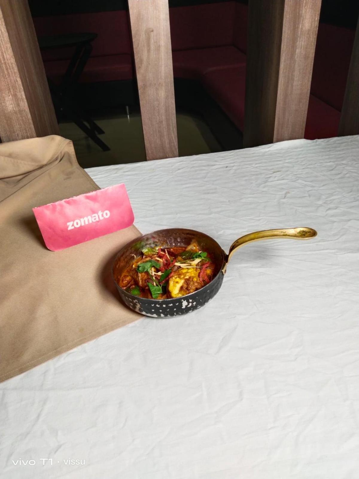 Variety Inn Patna  Eksteriør billede